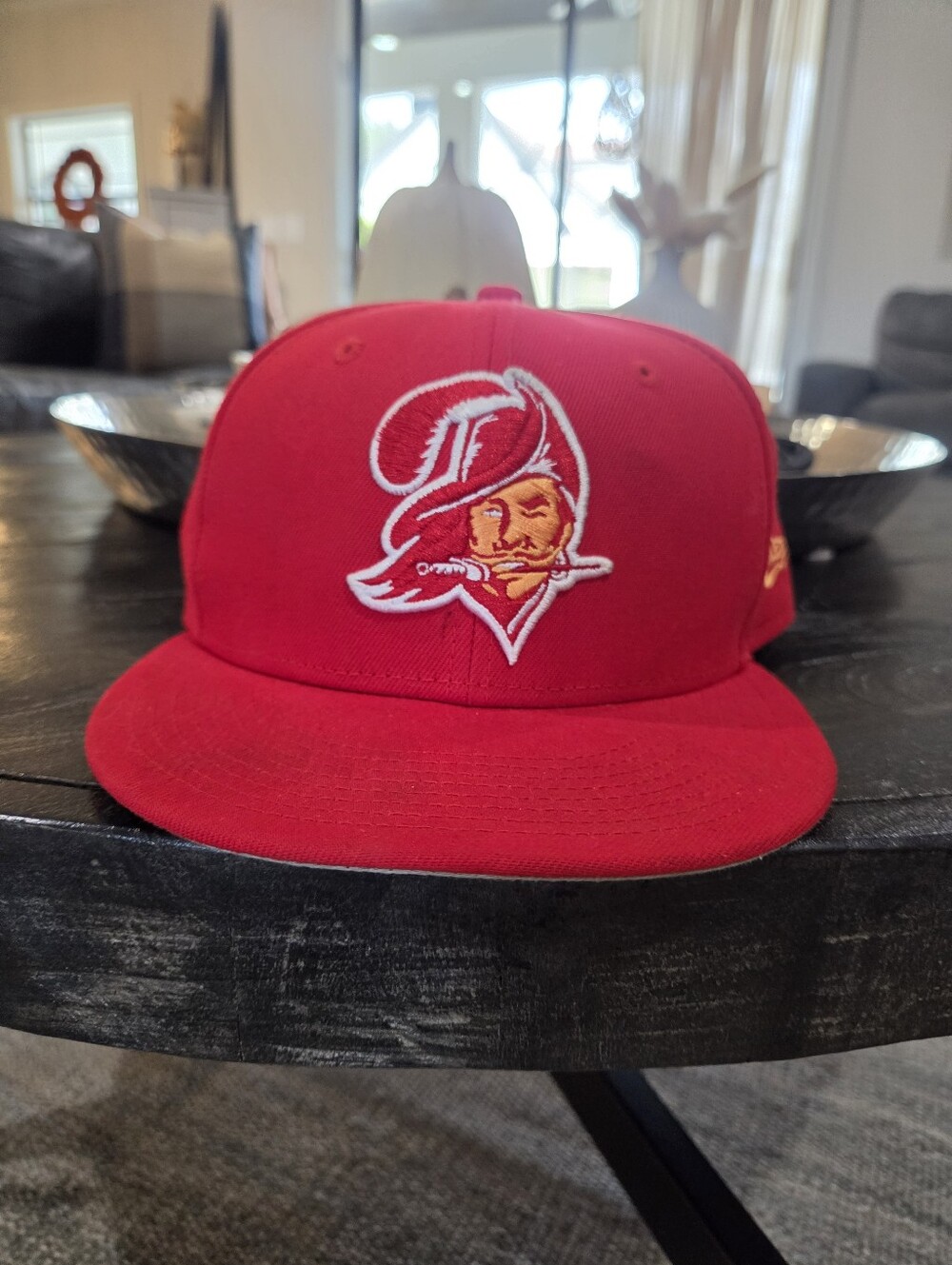 New Era Tampa Bay Buccaneers Red Embroidered Logo Baseball Cap